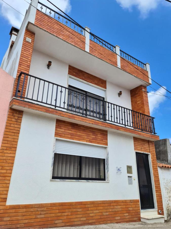 Gomes & Fortunato House Casais Brancos Exteriér fotografie